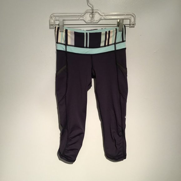 Lululemon Run A Marathon Crop II Size 2 - Picture 1 of 14